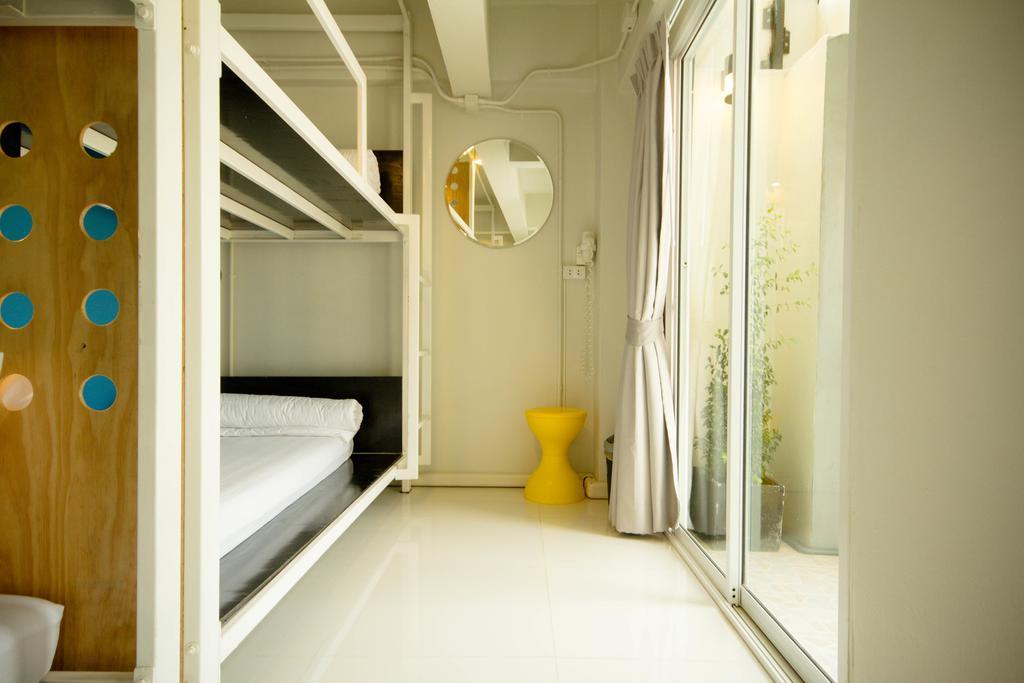 Oyes Hostel Krabi Room photo