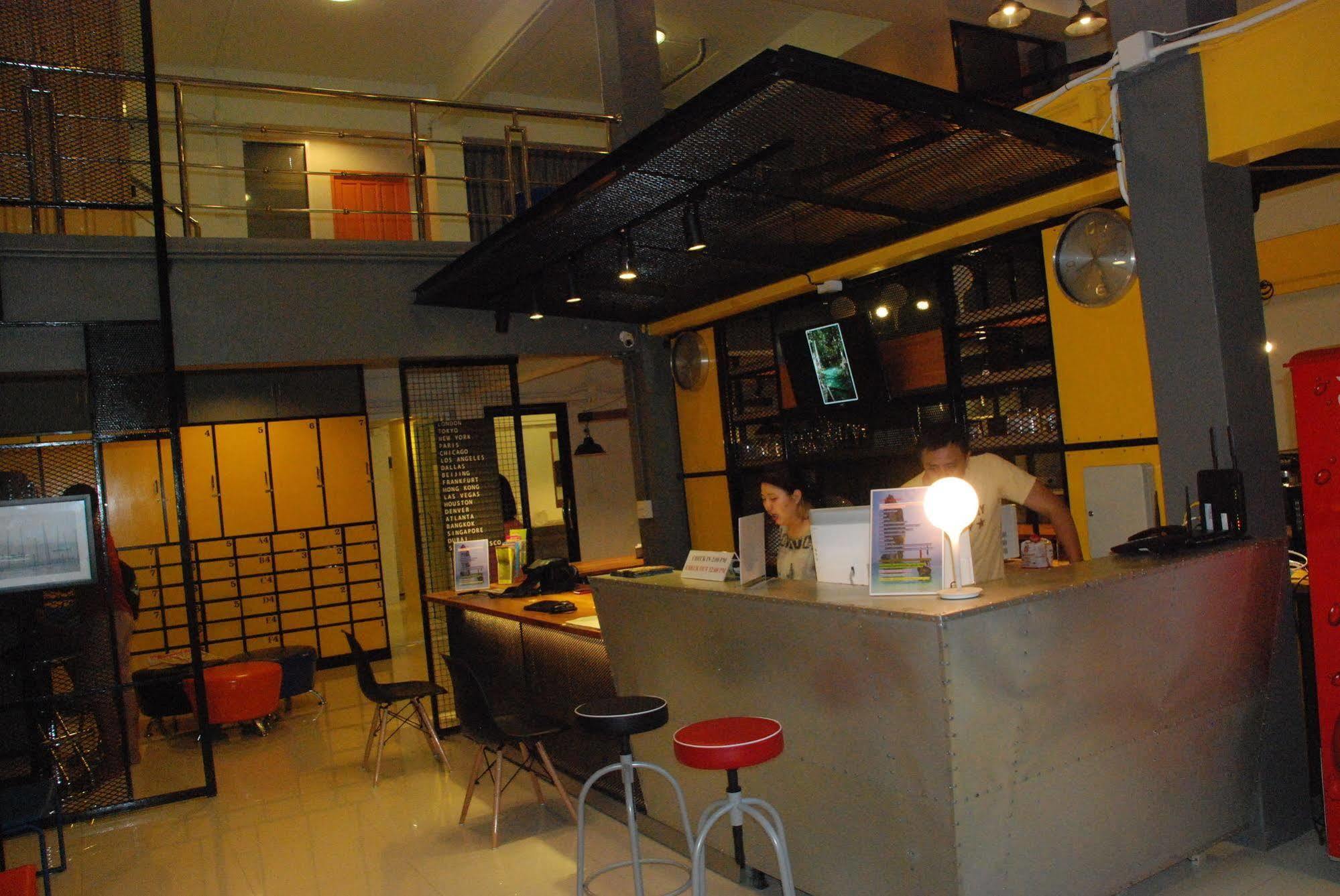 Oyes Hostel Krabi Exterior photo